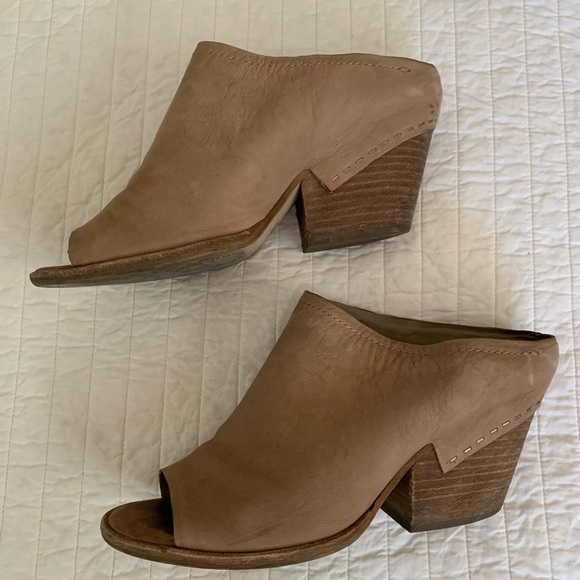 Dolce Vita Tegan tan beige bootie slides, size 10 - Picture 2 of 9
